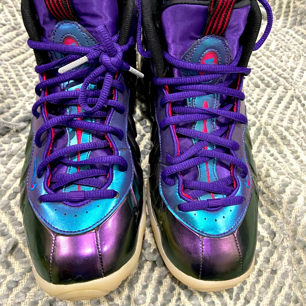 Nike FOAMS